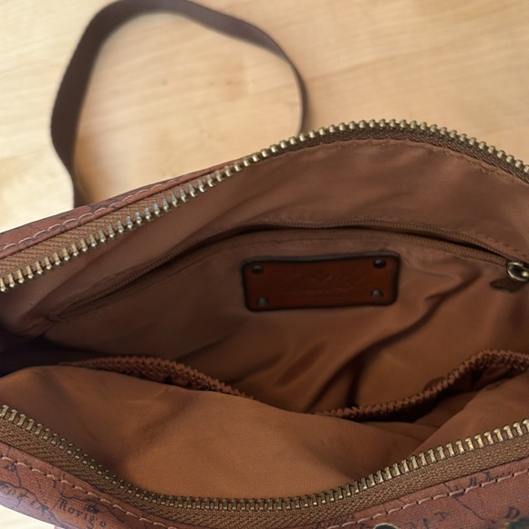 Patricia Nash English Garden Floral Map Sling Crossbody Bag excellent condition - Picture 4 of 5